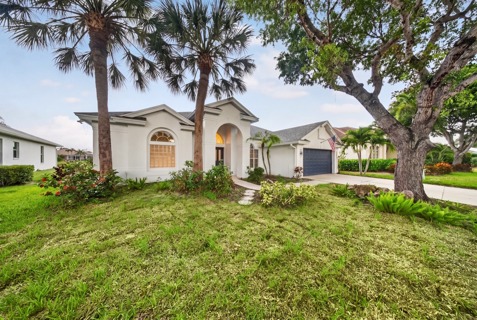 2628 White Cedar Lane, Naples — photo 1