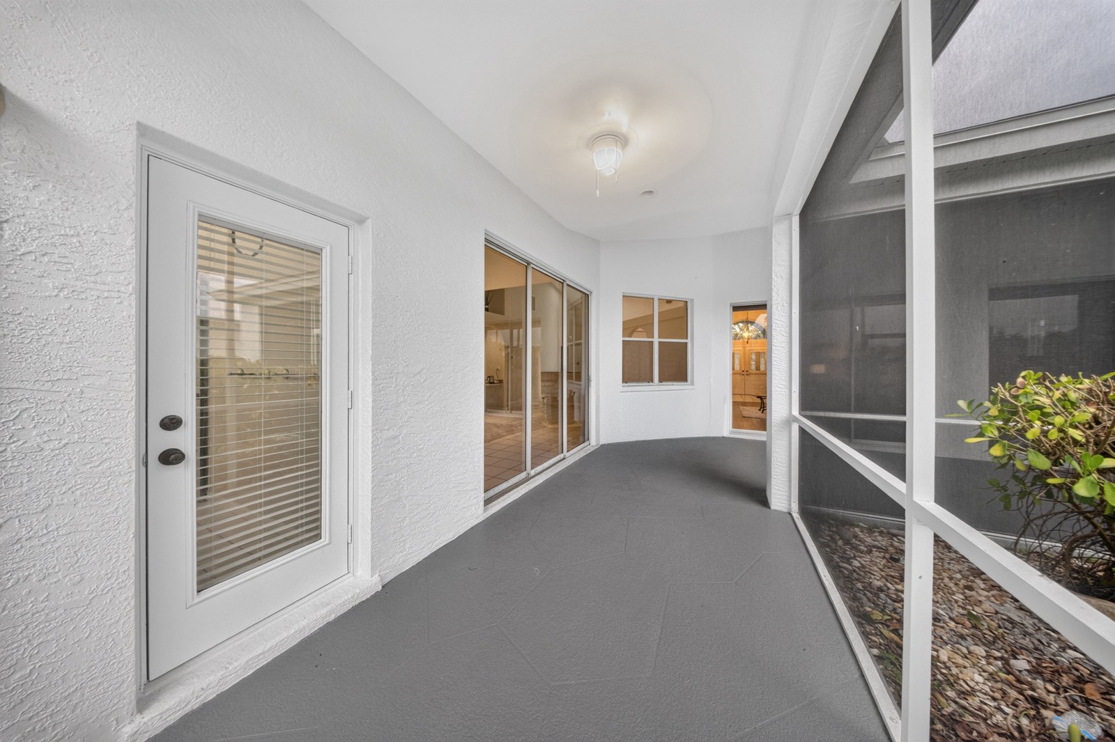 2628 White Cedar Lane, Naples — photo 35