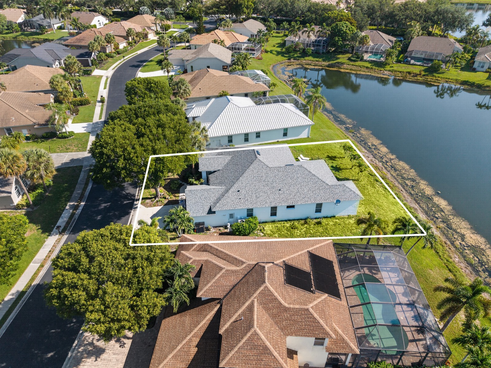 2628 White Cedar Lane, Naples — photo 39